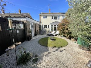 Birch Avenue- click for photo gallery